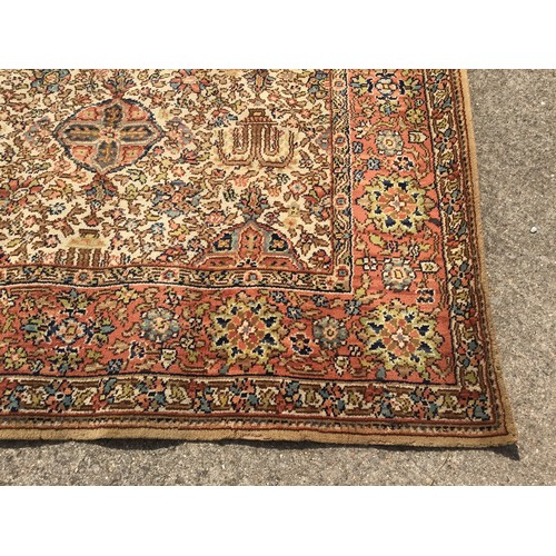 124 - Rug - 317cm x 320cm