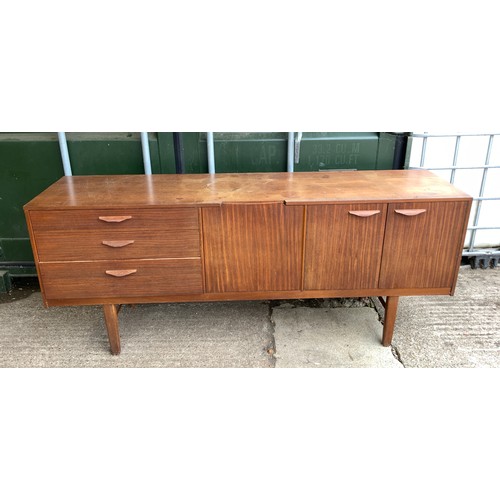 806A - Retro Sideboard