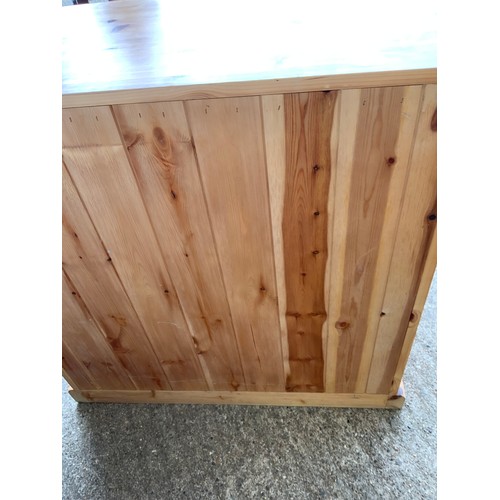 552 - Pine Cupboard