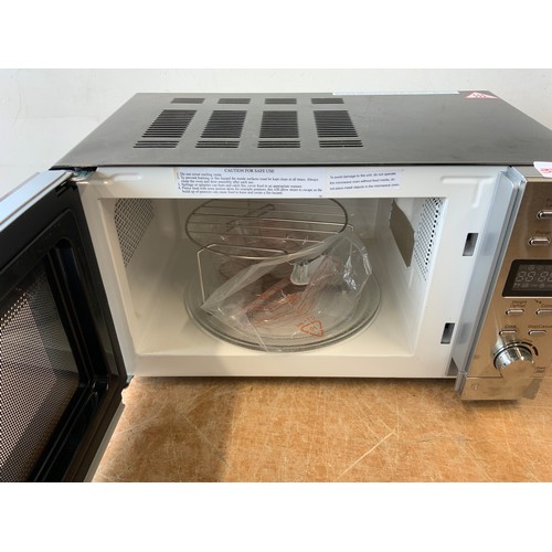 480 - Sainsburys Microwave - Little Use