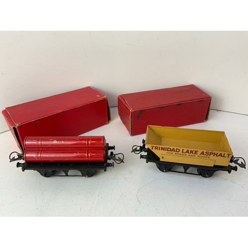 701 - Boxed Hornby 0 Gauge Gas Cylinder Wagon and Hornby 0 Gauge No 1 Rotary Tipping Wagon