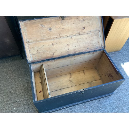 536 - Pine Blanket Box