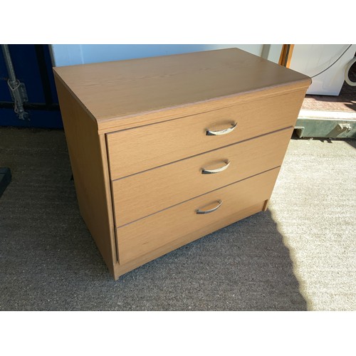 787 - Chest of Drawers