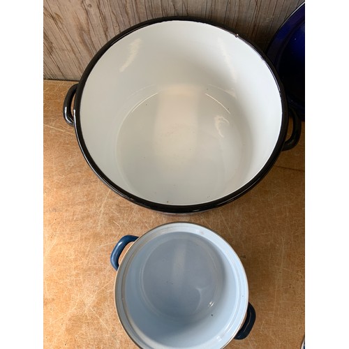 196 - Enamel Bread Bin and Cooking Pot