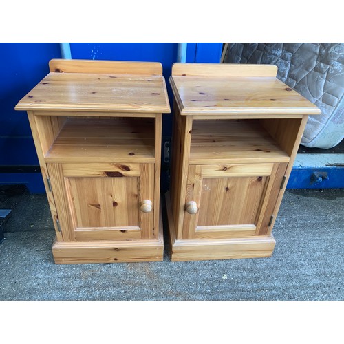 726 - Pair of Pine Pot Cupboards