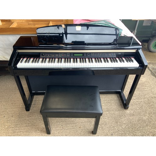 724 - Yamaha Clavinova Electric Piano with Stool, Instructions and Discs