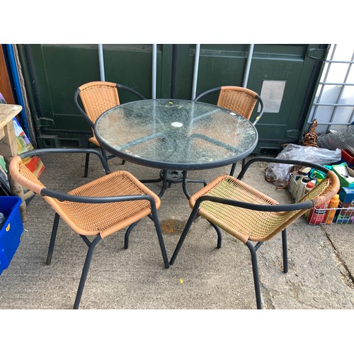 43 - Garden Table and Chairs