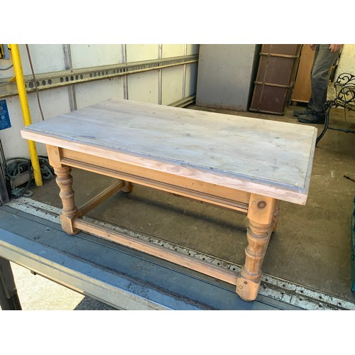 611 - Pine Coffee Table