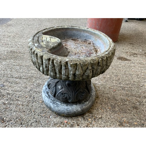 40 - Small Bird Bath