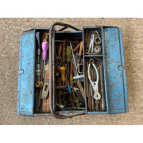 865 - Tool Box and Contents - Tools