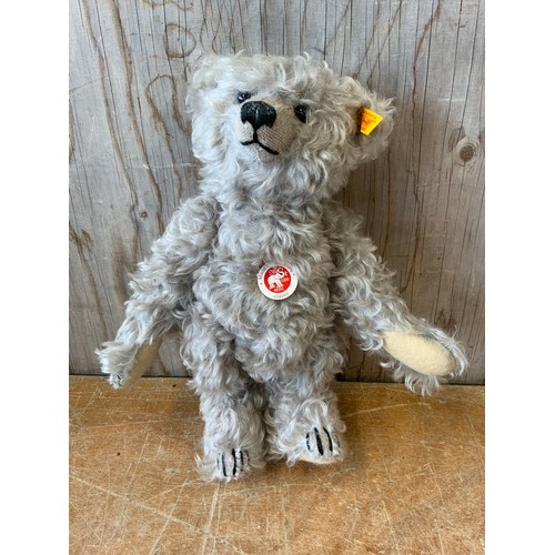 774 - Steiff Ultimate Growler Bear (2002) 669712 (33cm)