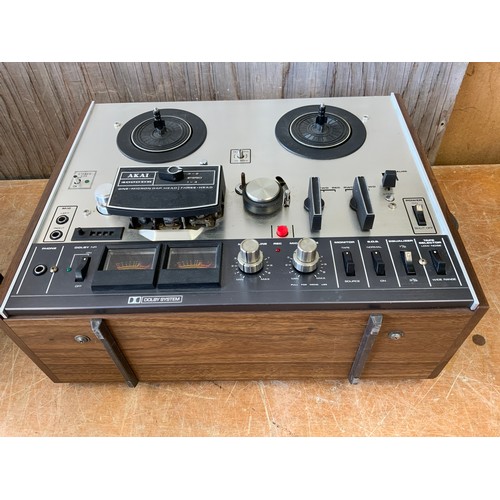 563 - Akai 4000 DB Stereo Tape Recorder