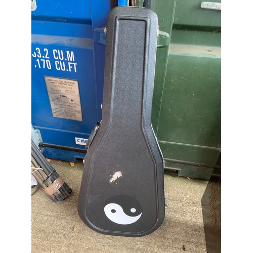 610 - Instrument Case