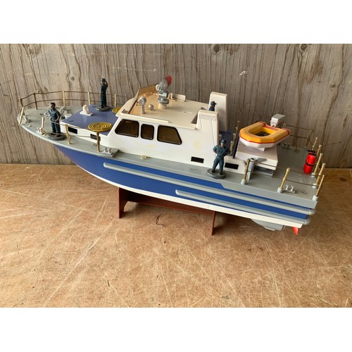 606 - Model Boat