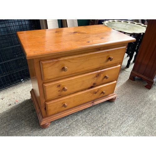 613 - Pine Chest of Drawers