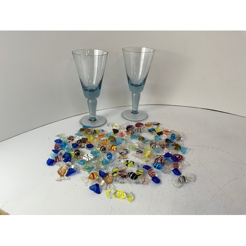 533 - 2x Glasses with Glass Sweets