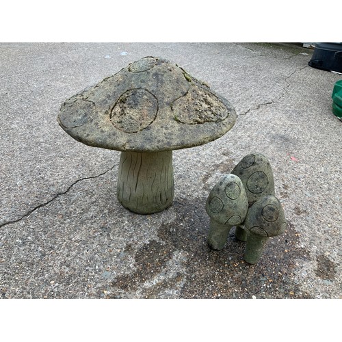 80B - Mushroom Garden Ornaments