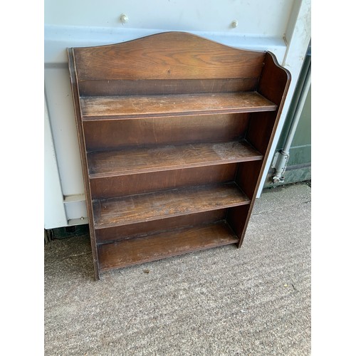 676 - Oak Bookshelves