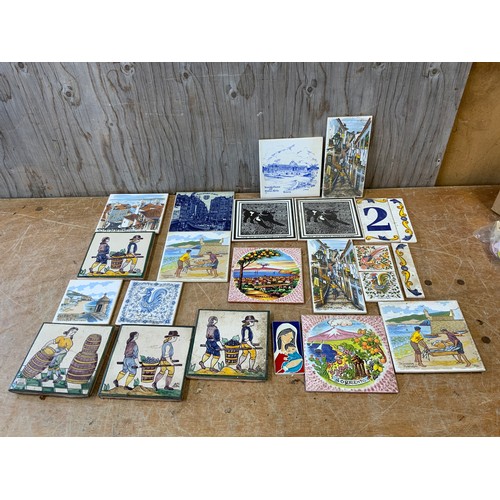 233 - Tiles/Teapot Stands