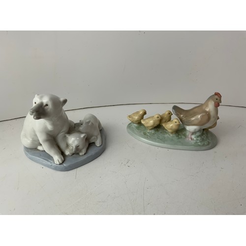 687 - Lladro Polar Bears and Nao Chickens