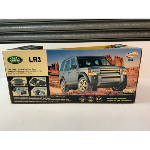 414 - Boxed Scale Model Land Rover LR3