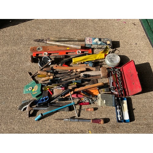 807A - Quantity of Tools