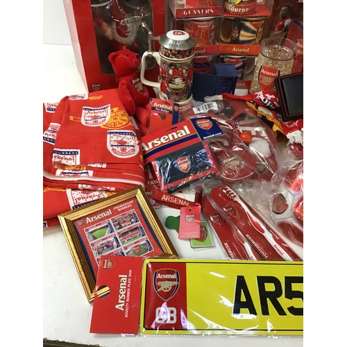 479 - Large Quantity of Arsenal FC Collectables