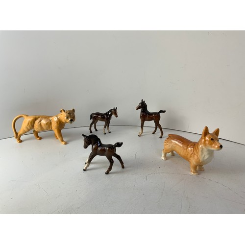 697 - 3x Beswick Foals, Beswick Lioness (1957 x 67) and Sylvac Corgi