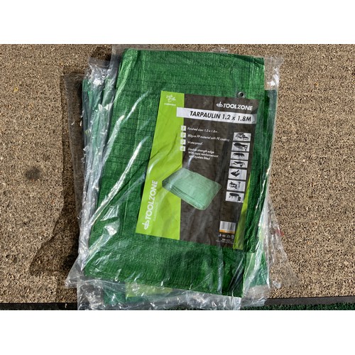 758 - 4x Tarpaulins