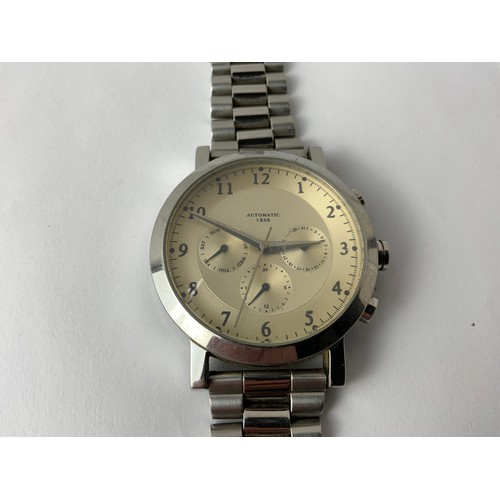 692 - 2x Vintage Stainless Steel Watches - Arnette (Needs Battery) and Other Marked Automatic 5 Bar 234600