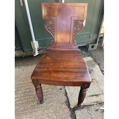 140 - Mahogany Decorative Hall Chair