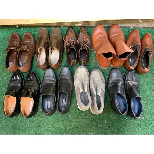 249 - Quantity of Men’s Shoes