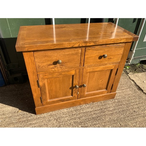 616 - Oak Cabinet