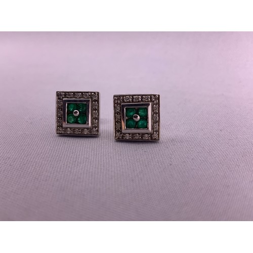 369 - Pair of 14ct White Gold Earrings