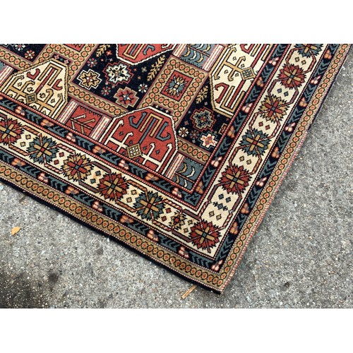 117 - Geometric Pattern Rug - 13ft6 x 10ft6