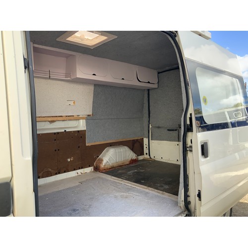 20B - Ford Transit Van - YM05 JZE  - MOT 04/11/2022 - Mileage 150,672 - New Clutch and Starter about 2,000... 