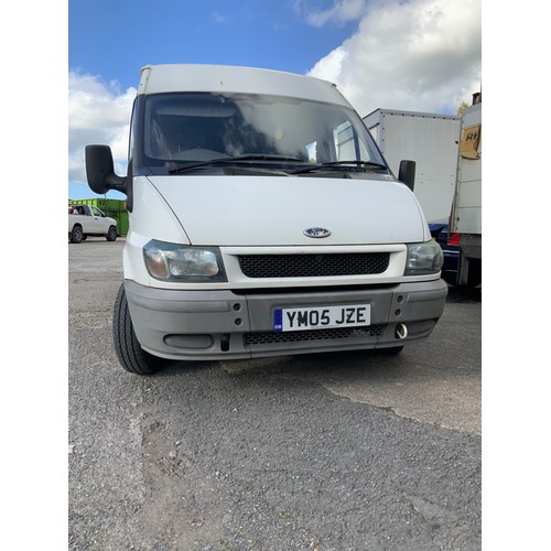 20B - Ford Transit Van - YM05 JZE  - MOT 04/11/2022 - Mileage 150,672 - New Clutch and Starter about 2,000... 