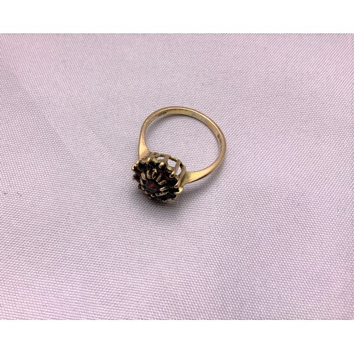 185 - 9ct Gold Ring - Size K