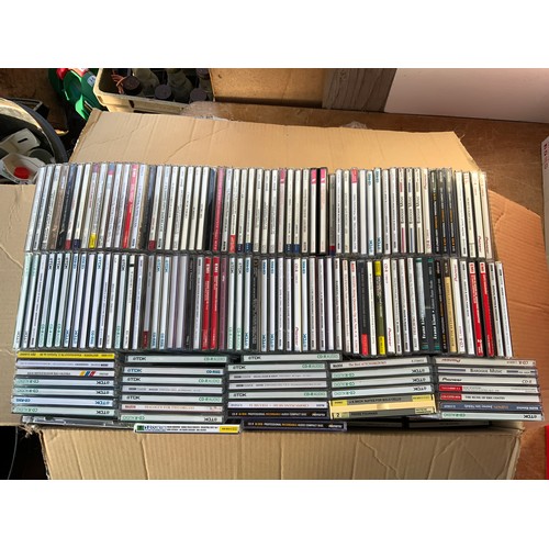 541 - Large Quantity of Classical CDs