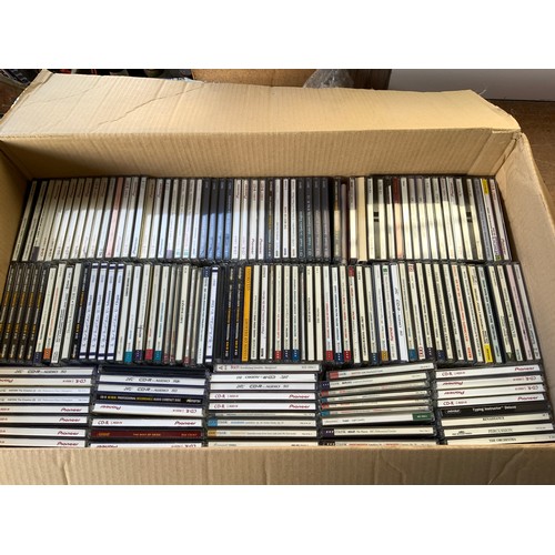 541 - Large Quantity of Classical CDs