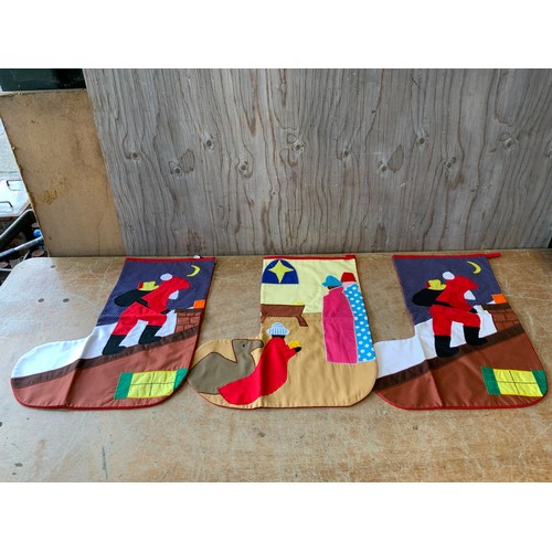 572 - 3x Fabric Christmas Stockings