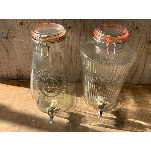 283 - Kilner Drinks Dispensers