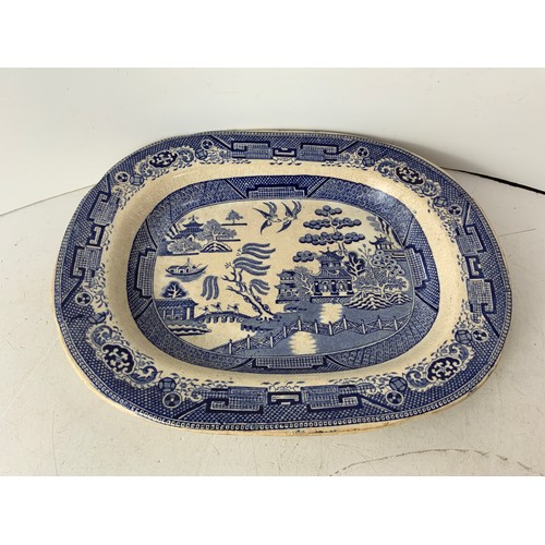 299 - Willow Pattern Meat Plate