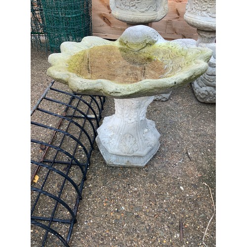 20 - Concrete Bird Bath - Shell Design