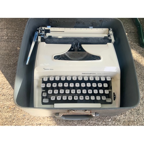 478 - Typewriter