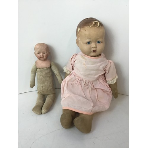 392 - 2x Antique Dolls