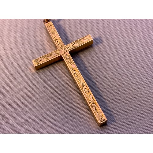 363 - 9ct Gold Cross - 4cm and 9ct Gold Ring (Broken) - 3.1gms