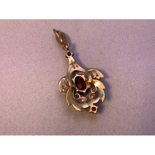 361 - 9ct Gold Ruby and Pearl Pendant - 4cm - 4.2gms