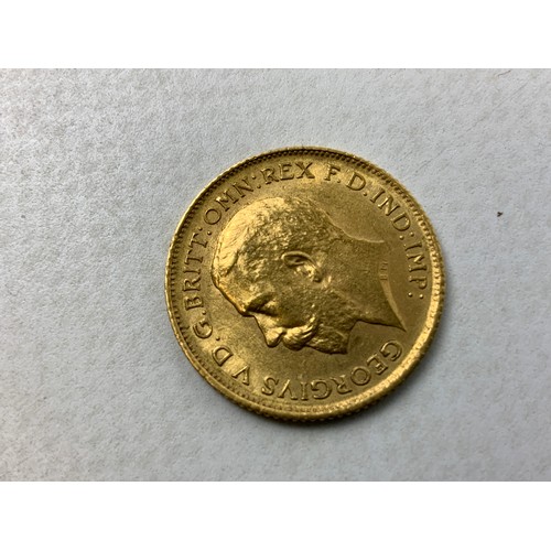 147 - 1915 Gold Half Sovereign
