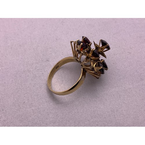 205 - 14ct Gold Dress Ring - Size Q - 6gms